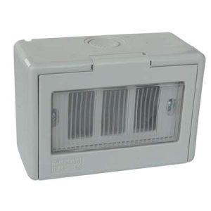 INVOLUCRO A PARETE + PORTELLA IP44 MARLANVIL